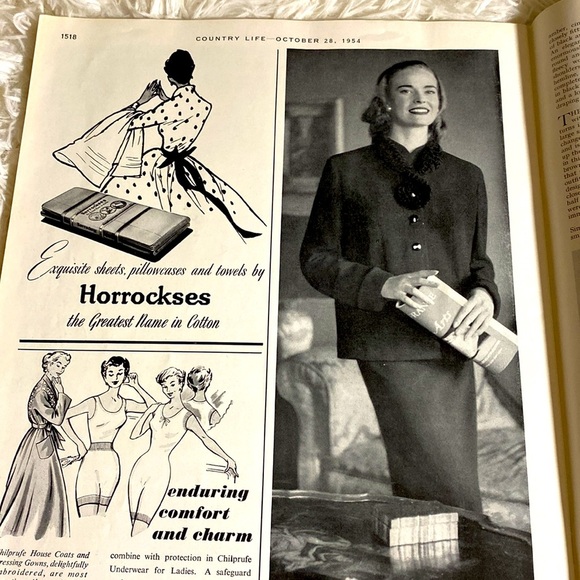 COUNTRY LIFE MAGAZINE October 28, 1954 - Picture 3 of 16